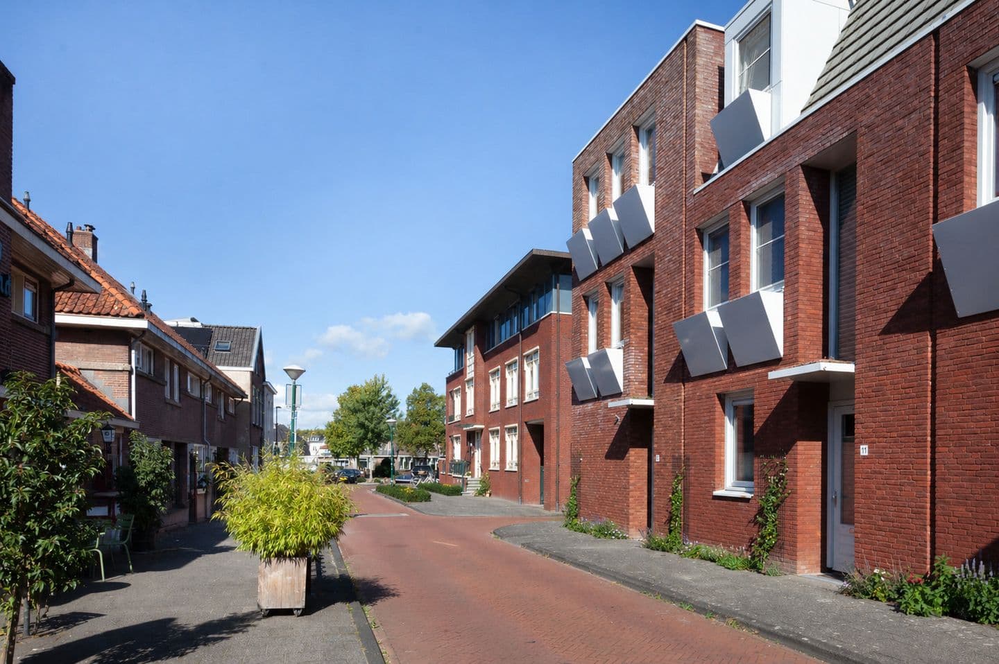 Van Oudheusdenstraat, Woerden - Foto 1