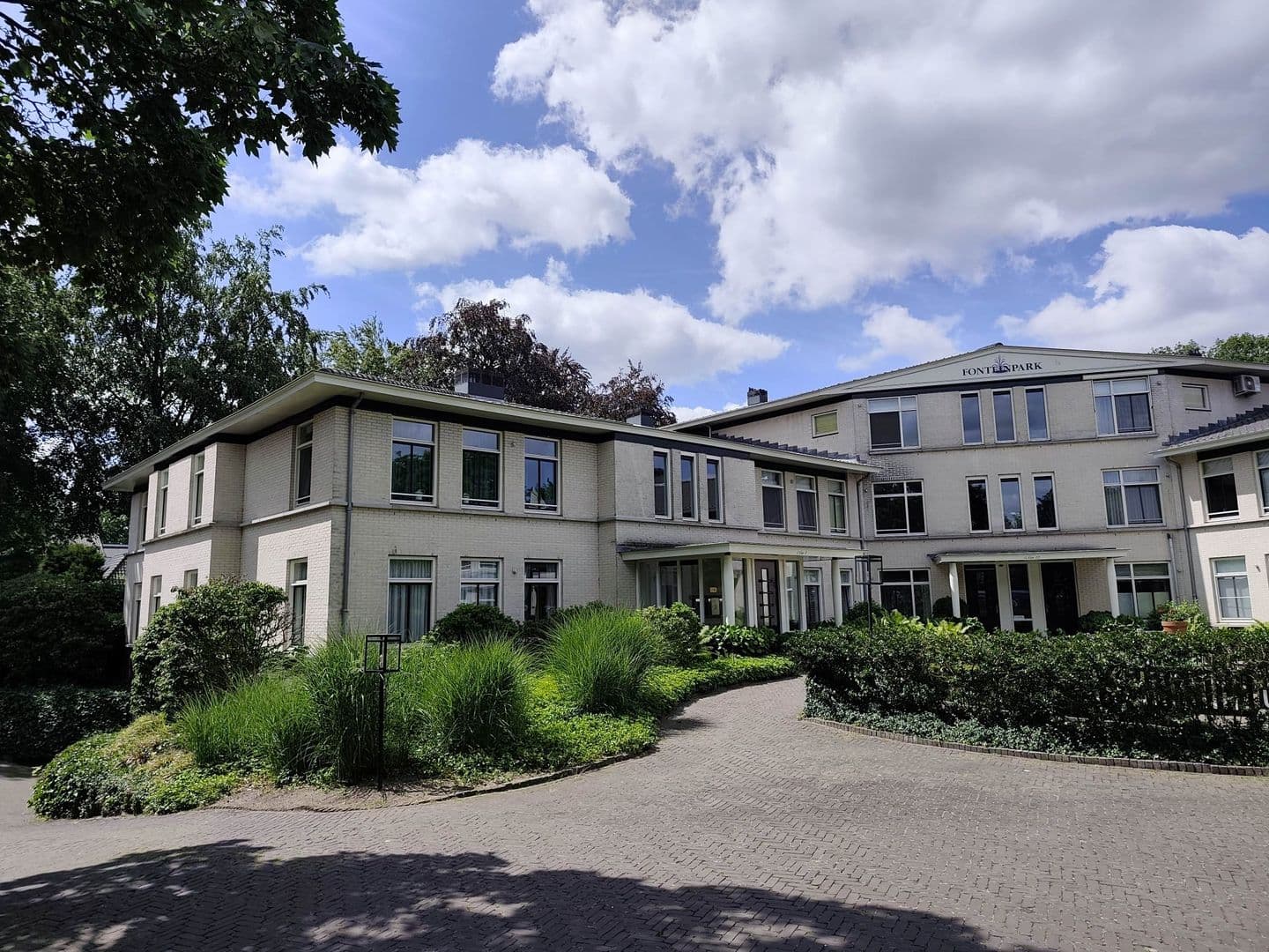 Burgemeester Fonteinlaan 1, 1272 DK Huizen - Foto 1