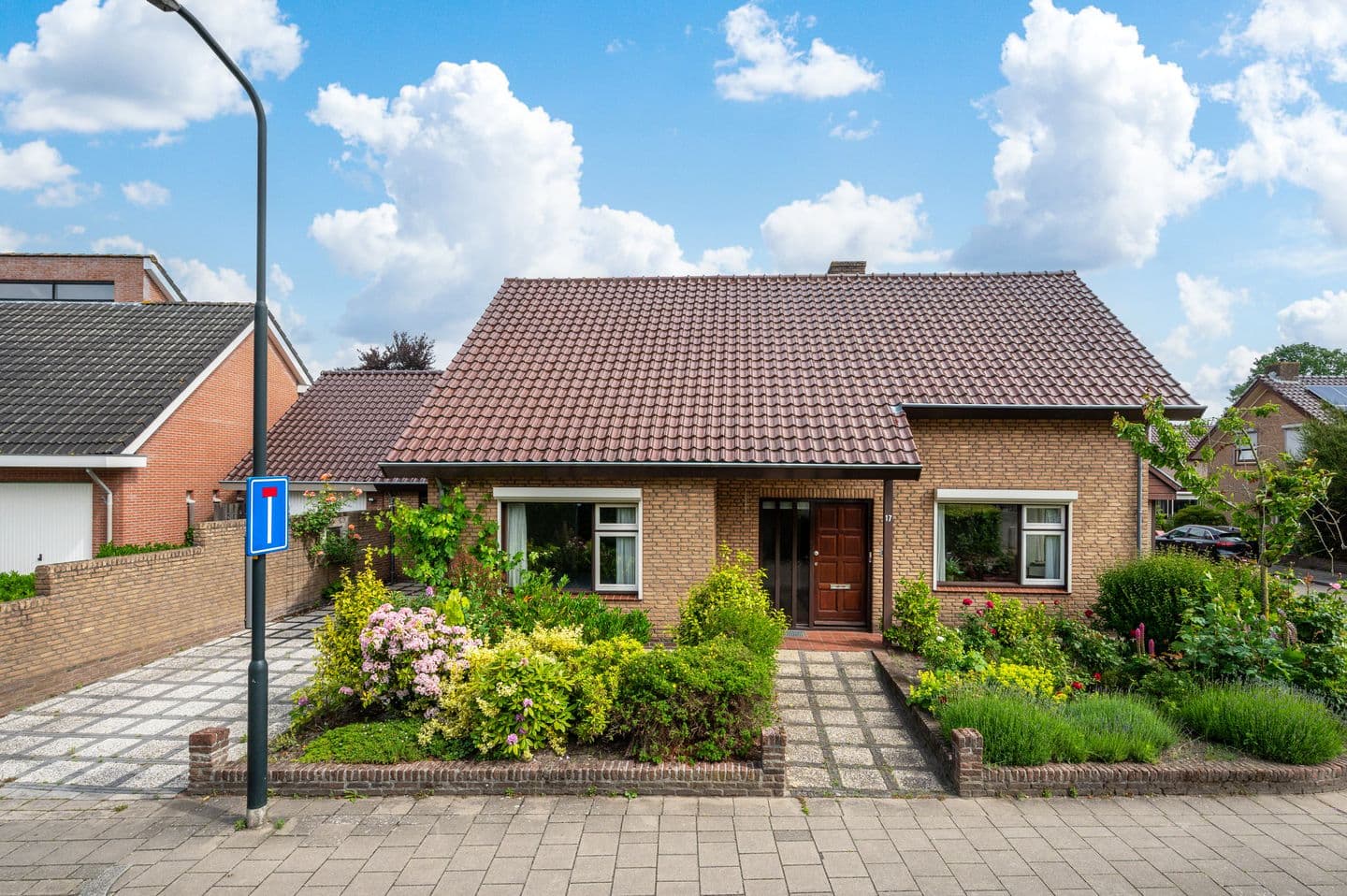 Bloemheuvellaan 17, 7322 JA Apeldoorn - Foto 1