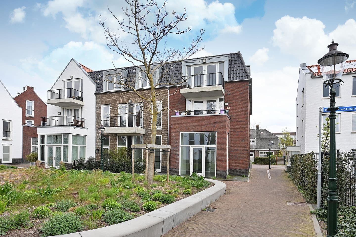 Keucheniusstraat, Huizen - Foto 1