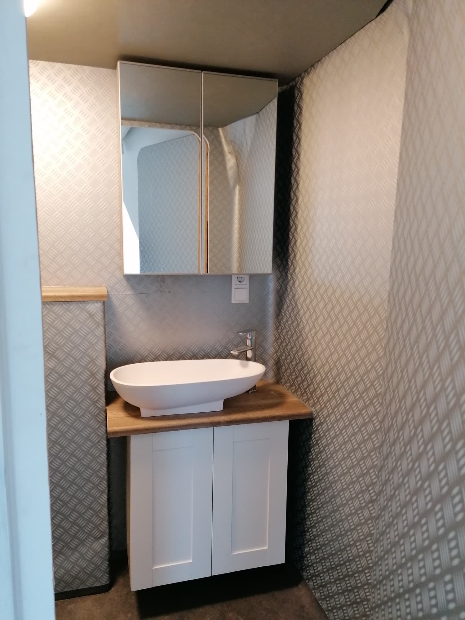 Lovensestraat, Tilburg - Foto 1