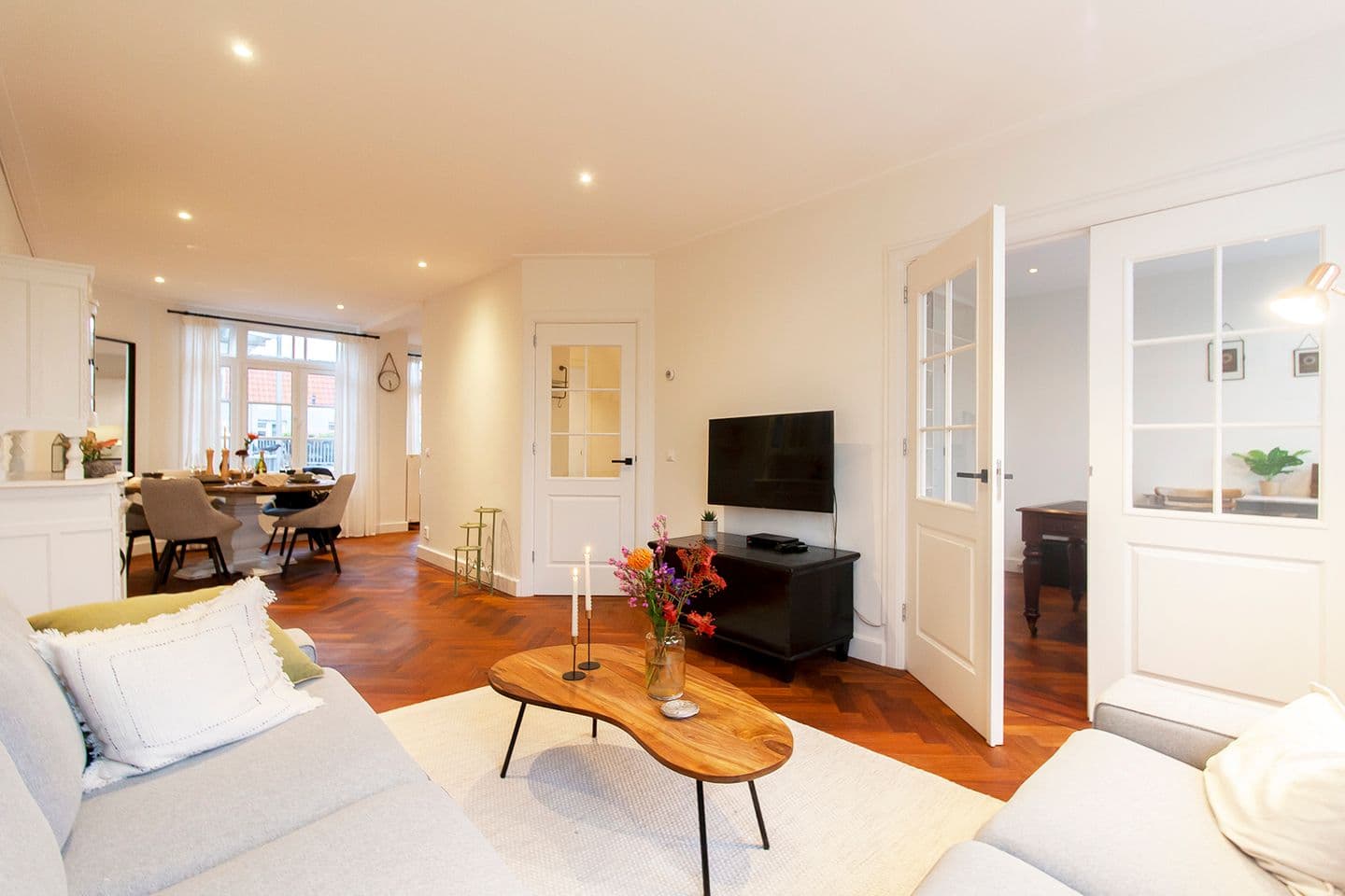 Van Tuyll van Serooskerkenweg, Amsterdam - Foto 1